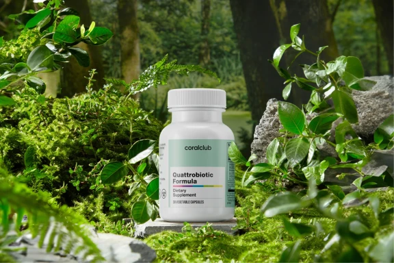 Quattrobiotic Formula – complemento alimenticio. Peso neto: 9,4 g.